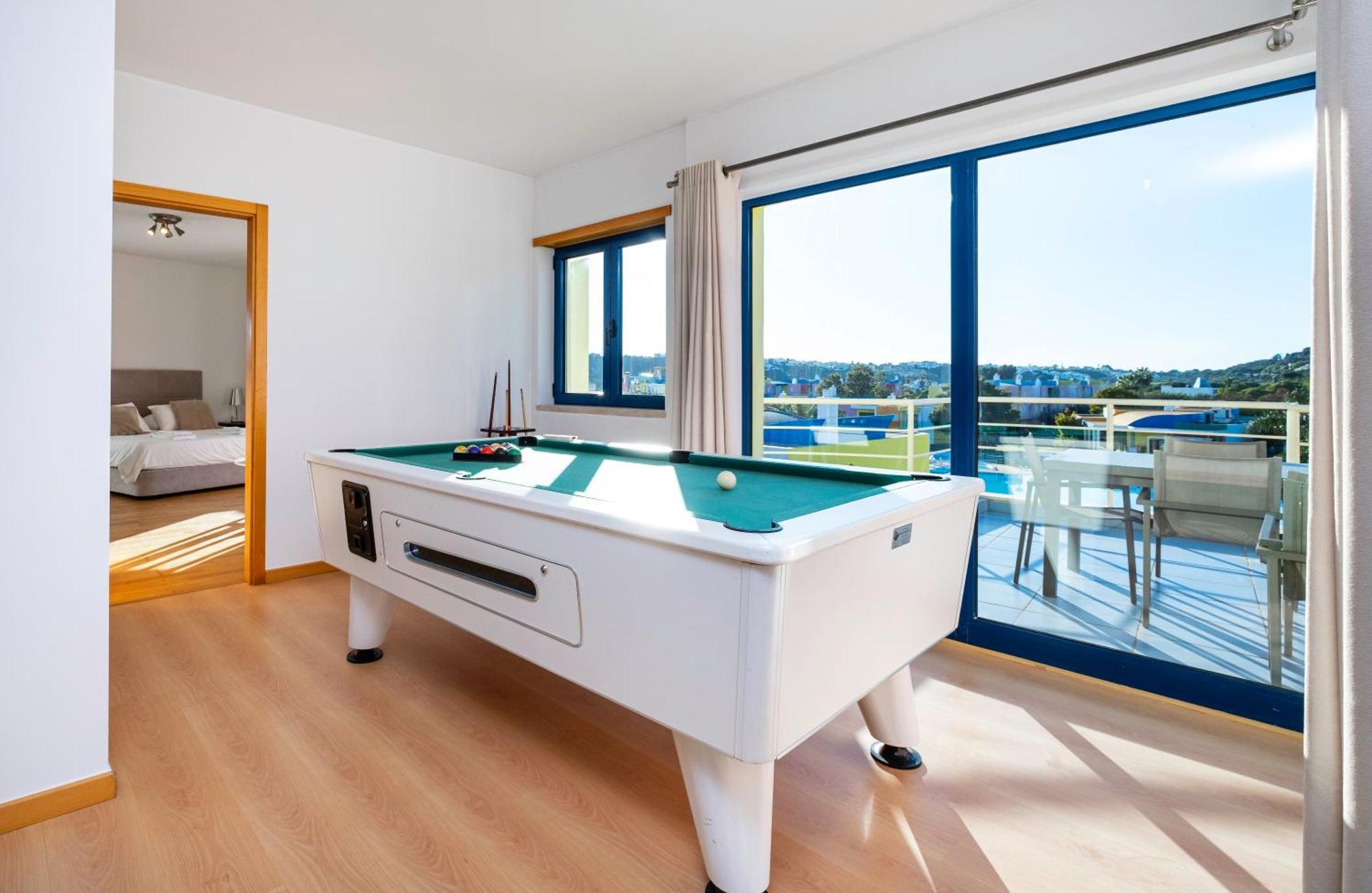 Apartmán Penthouse 160Sqm Wide Terraces Pool View & Private Hot Tub & Parking Albufeira Exteriér fotografie